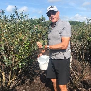 Meet your Posher, Robert